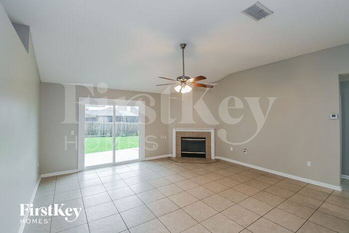 Building Photo - 3207 Woodglen Dr