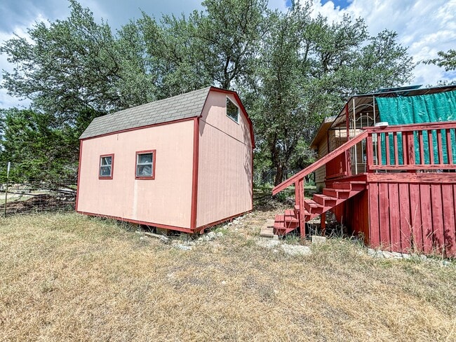 Building Photo - 1211 Flaman Rd