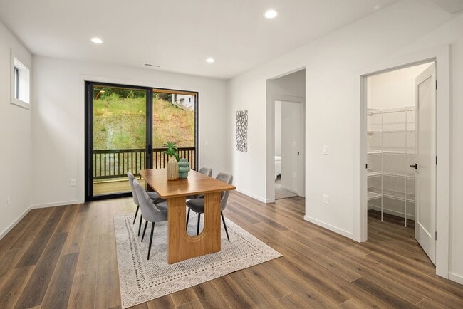 Building Photo - MAJOR RENT REDUCTION Brand New 4-Bedroom H...