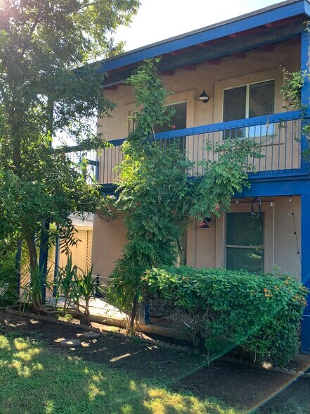 Yard - 178 W Coolidge St