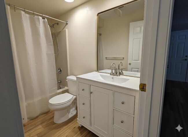 Building Photo - 50 Brookside Dr