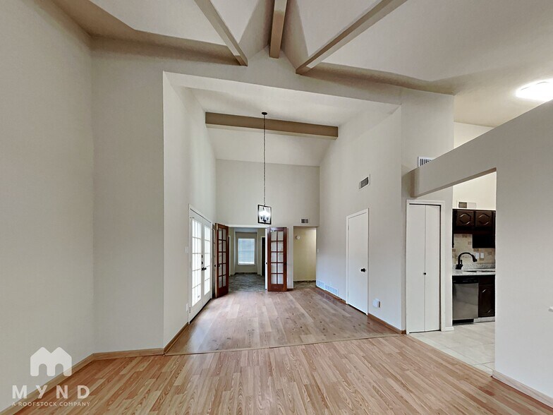 Building Photo - 6708 Oriole Ct