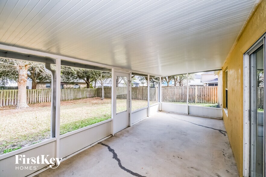 Building Photo - 12287 Moose Hollow Dr
