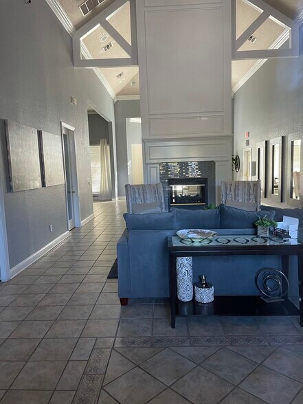 Building Photo - 13116 Sanctuary Cove Dr