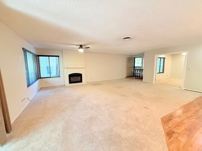 Building Photo - 6917 Monticello Ct
