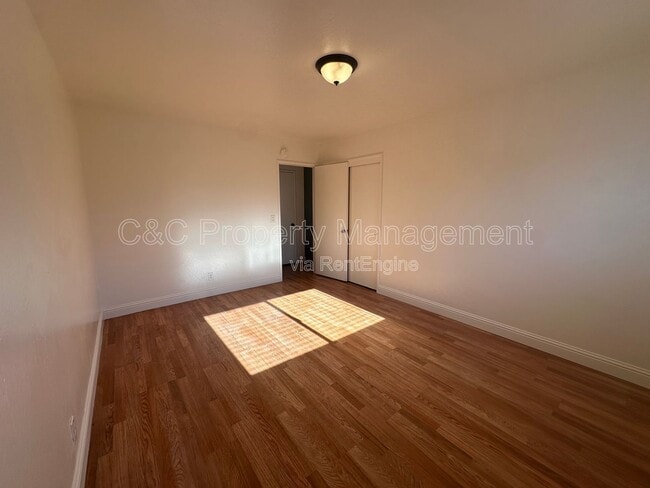 Building Photo - 1126 Granada Ave