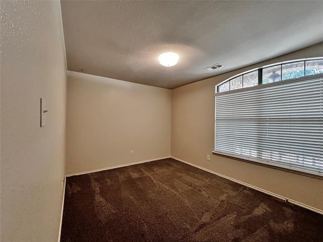 Building Photo - 5939 Waterford Dr