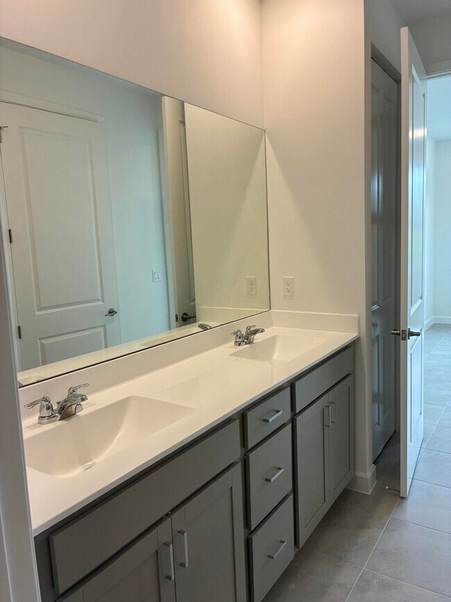 Building Photo - 13712 JUBILEE