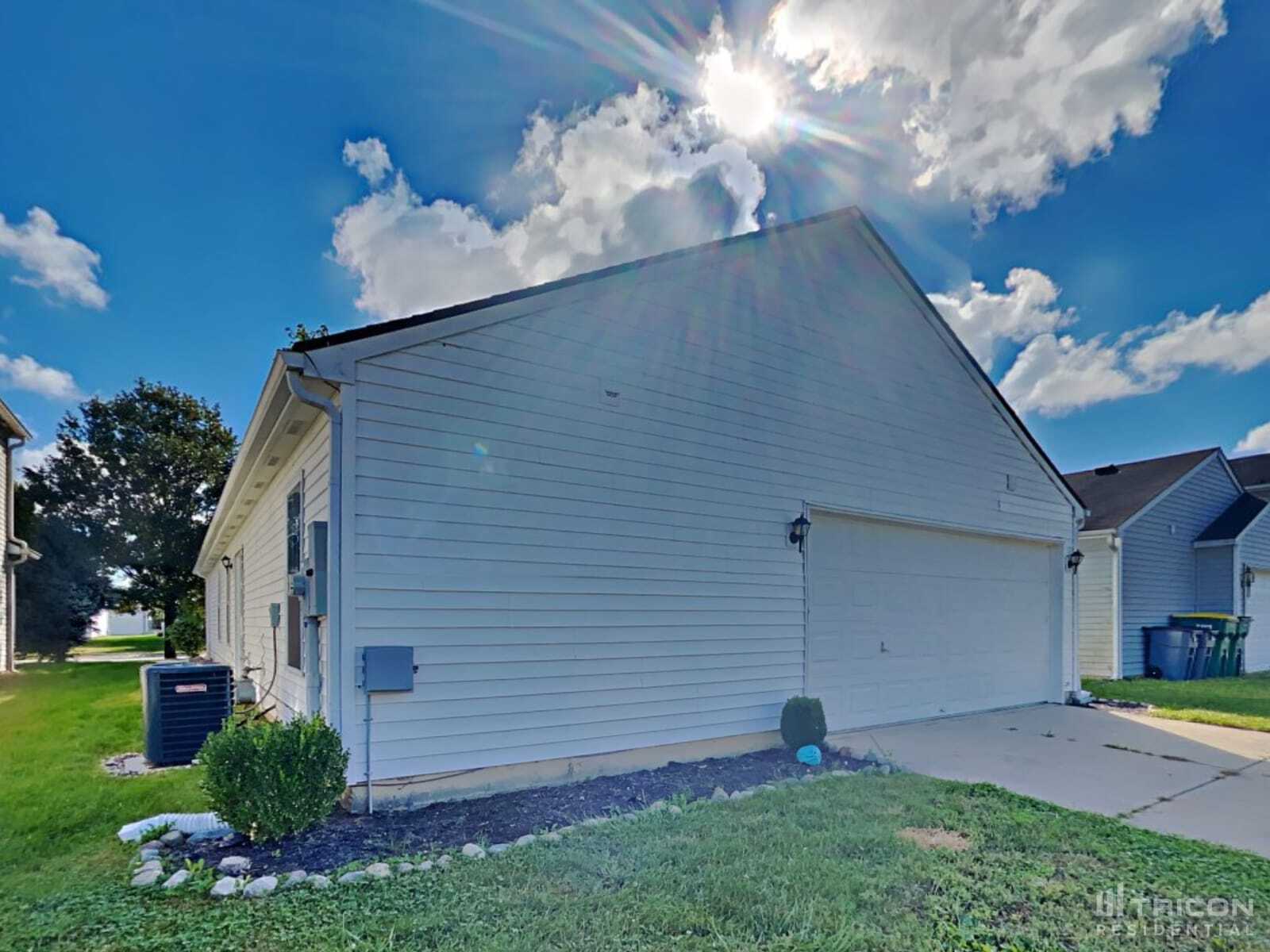 Building Photo - 2340 Bristol Dr