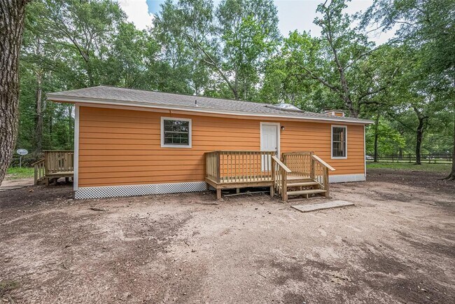 Building Photo - 5323 Forest Dr