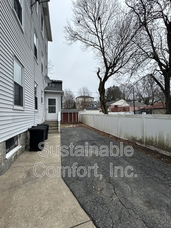 Building Photo - 34 Puritan Ave