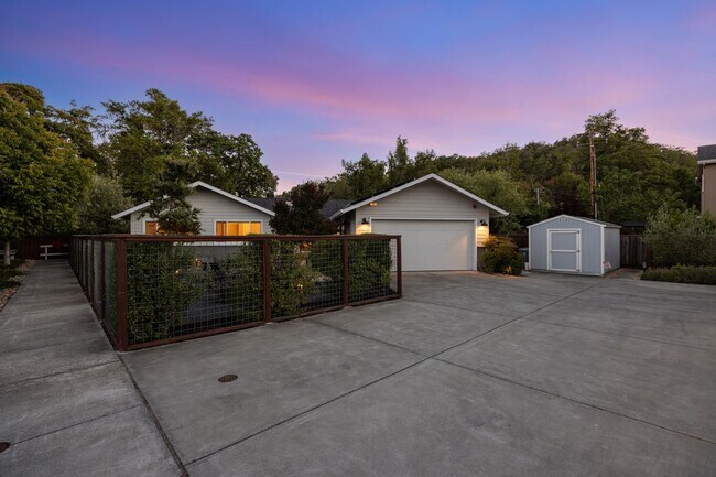 Building Photo - 88 Calistoga Rd
