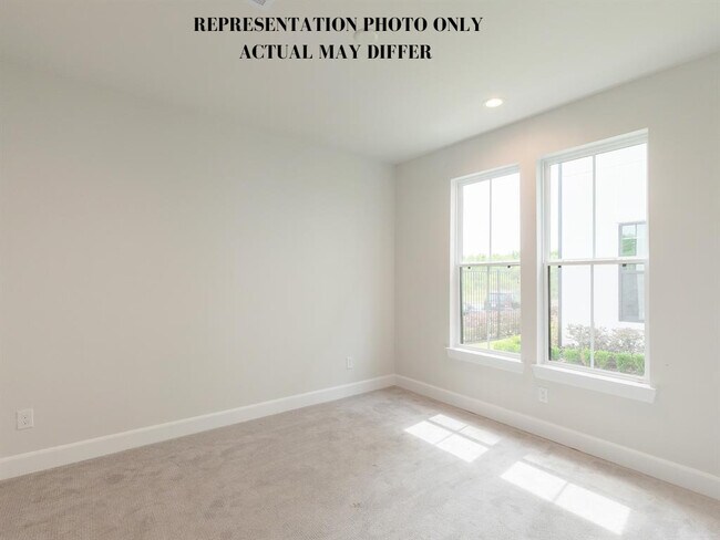 Building Photo - 2808 Grand Fountains Dr