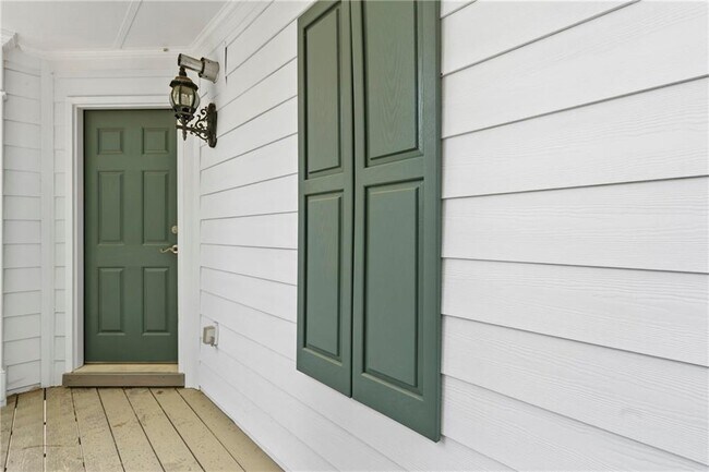 Building Photo - 374 Ivy Glen Cir