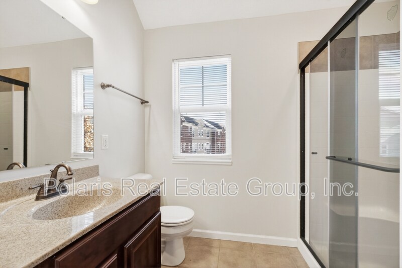 Building Photo - 83 3rd Ave NW