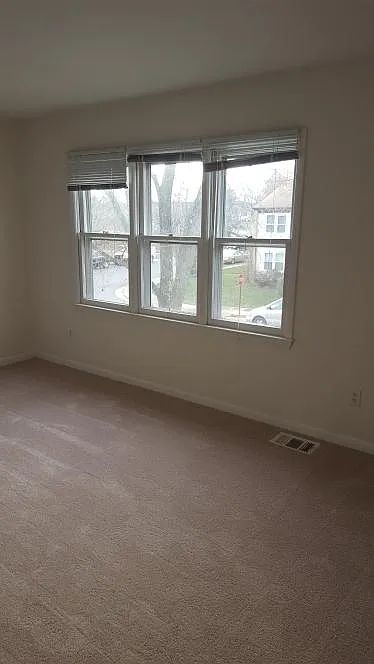 Building Photo - Great 3 bedroom in Leesburg