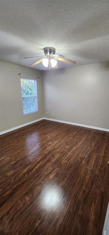 Building Photo - 527 Windrose Dr