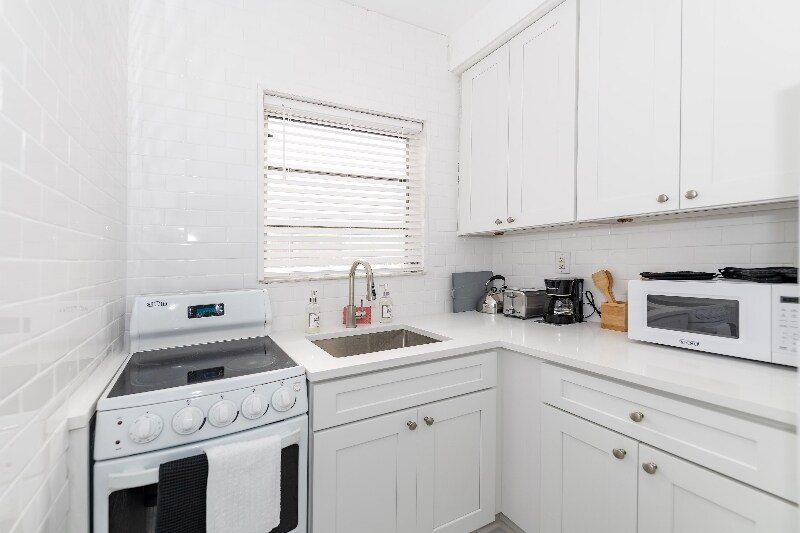 Building Photo - 545 Michigan Ave