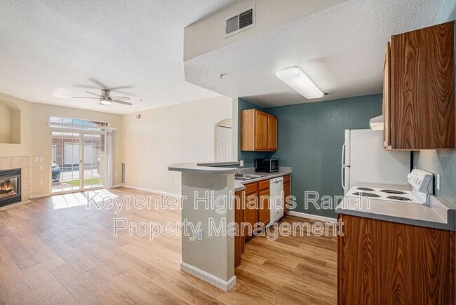 Building Photo - 7440 S Blackhawk St