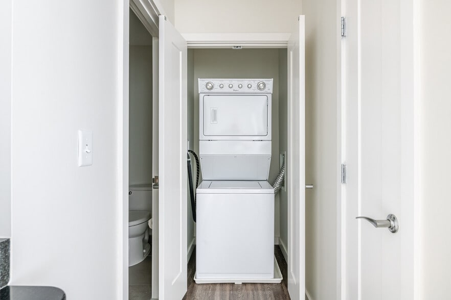 Building Photo - 1 Whittemore Ave