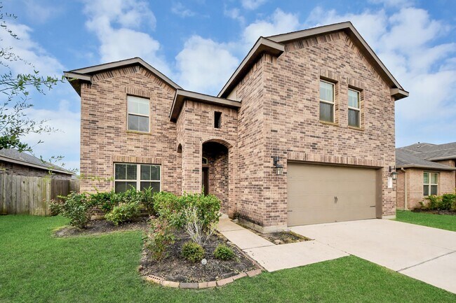 Building Photo - 18319 Pin Oak Lake Dr