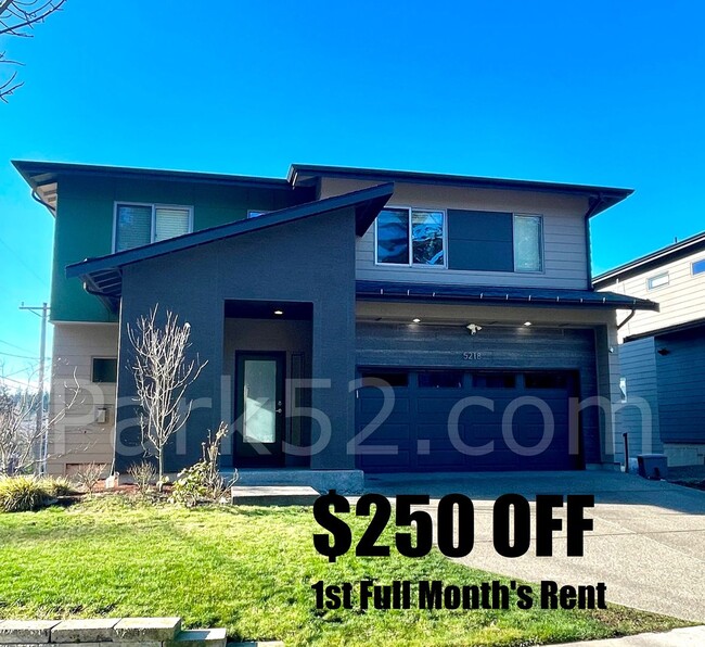 Primary Photo - $250 Off 1st Full Month’s Rent! Beautiful ...