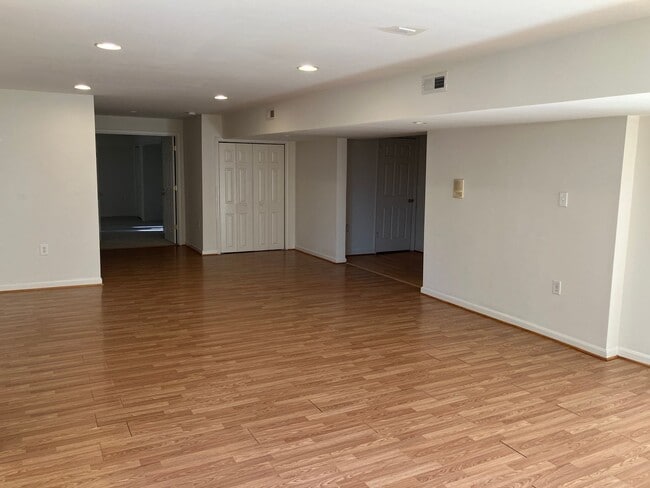 Building Photo - 2 Bedroom/1 Bathroom Basement Unit for Rent on the North Side of Culpeper