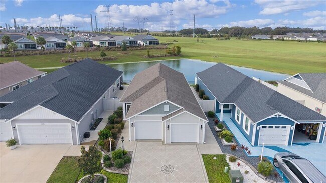 Building Photo - 6230 Dingman Wy