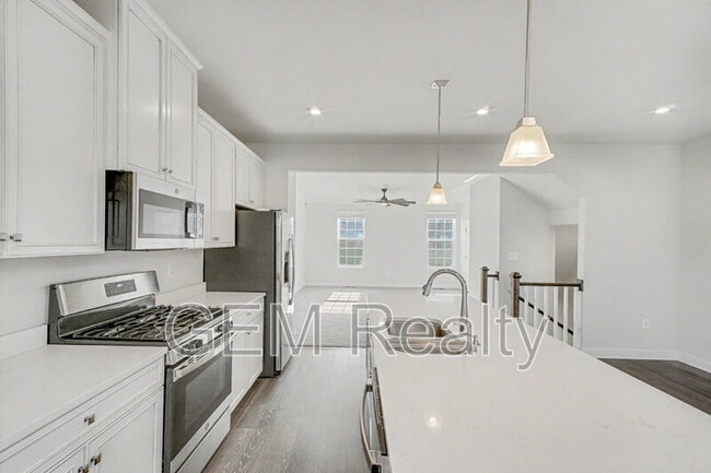 Building Photo - 1101 Rampart Dr