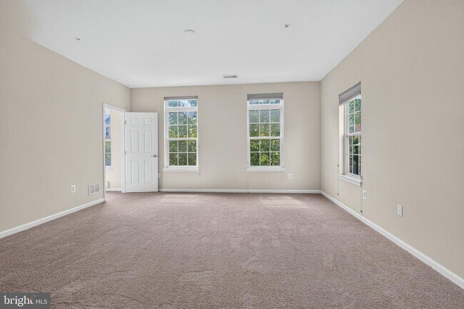 Building Photo - 1303 Cheswick Ln