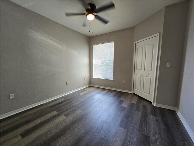 Building Photo - 5807 Legacy Crescent Pl