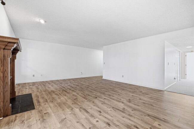 Building Photo - 4055 Whitehall Way