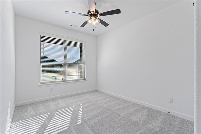 Building Photo - 1910 Farmer St