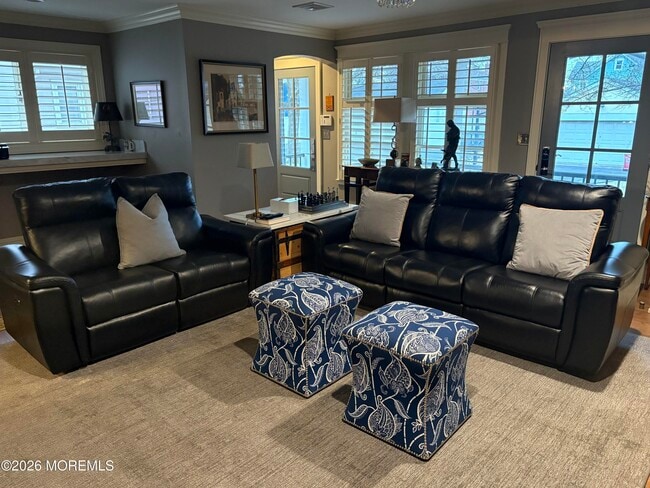 Building Photo - 162 Bridge Ave