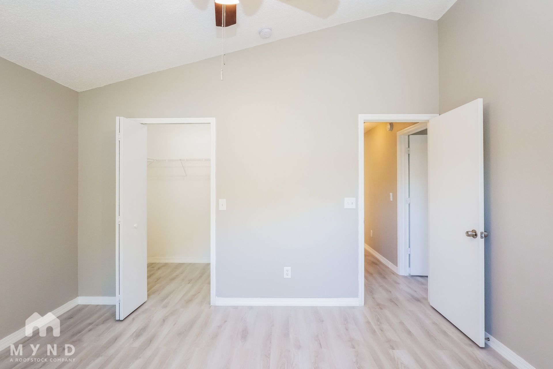 Building Photo - 9591 Lupine Ave