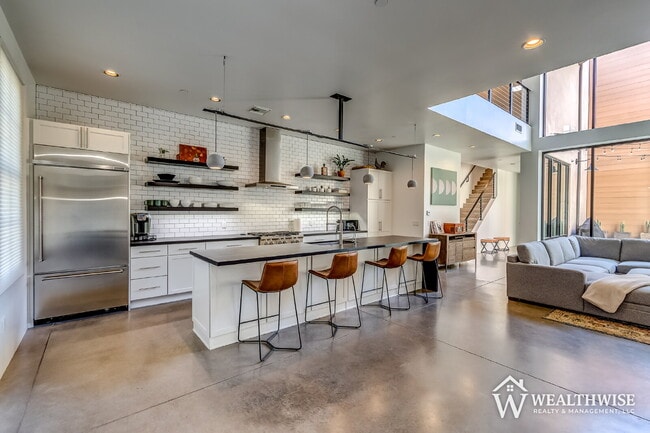 Building Photo - Rare Luxury Rental Opportunity in Tucson’s Mercado District