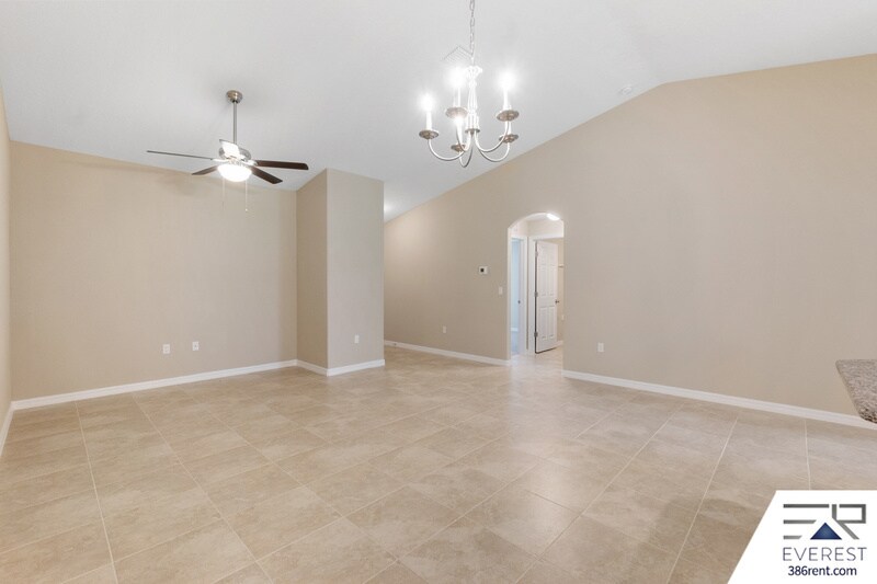Building Photo - 3 Slumber Path
