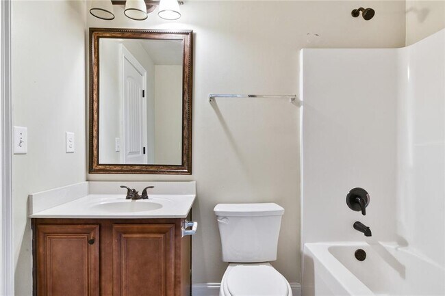 Building Photo - 4530 Fernbrook Pl