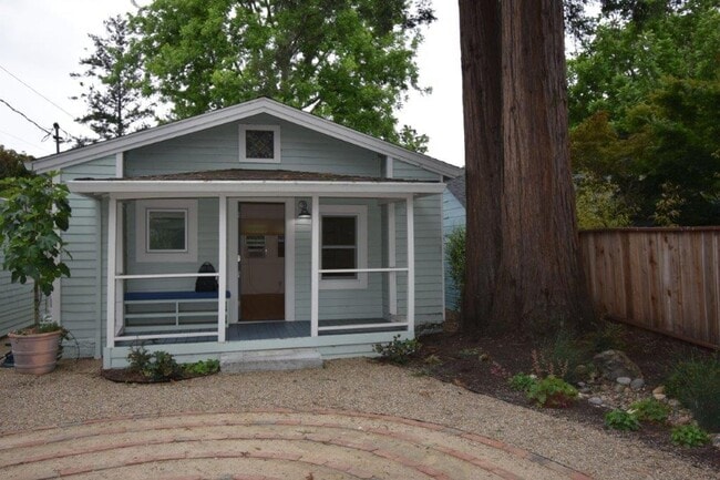 Primary Photo - 816 Spencer Ave