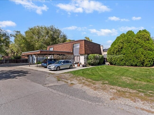 Building Photo - 4554 S 785 E