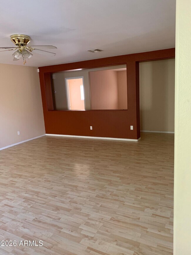 Building Photo - 12478 N Pablo St