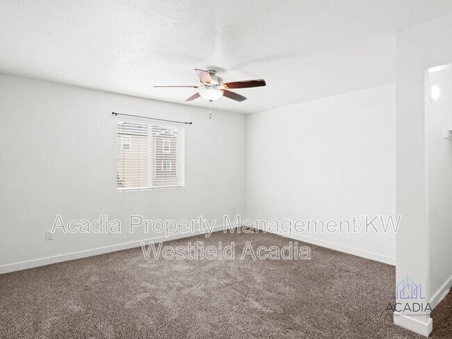 Building Photo - 658 N 130 E