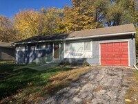 Building Photo - RANCH STYLE HOME!!!