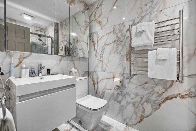 Building Photo - 93 Third St