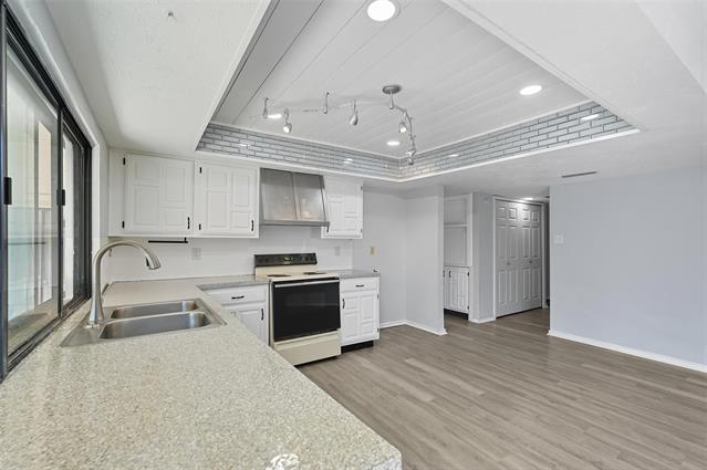 Building Photo - 6108 Jennings Dr