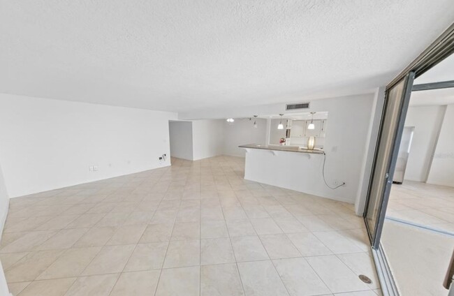 Living Room - Marble Tiles - Open Kitchen - 3003 S Atlantic Ave