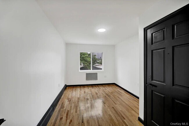 Building Photo - 1604 Brooklyn Ave