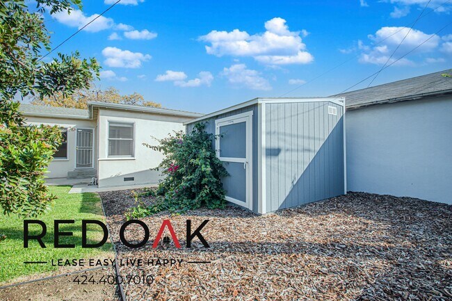 Building Photo - 2727 Butler Ave