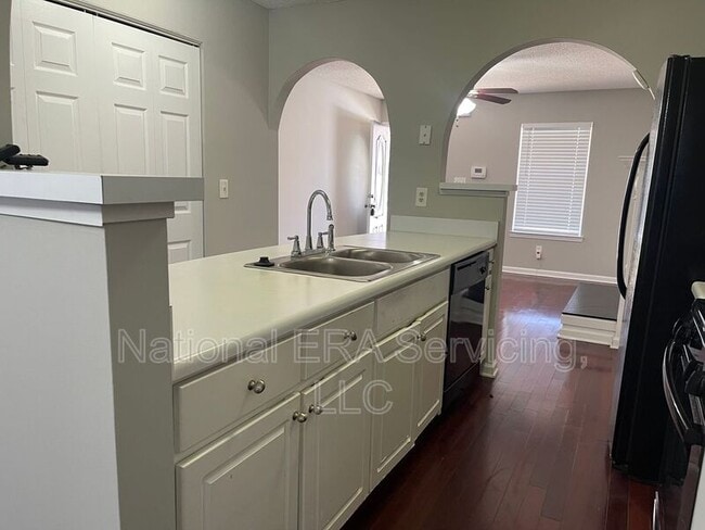 Building Photo - 703 Addy Cove