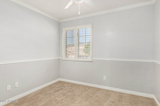 Building Photo - 3013 E Bighorn Ave
